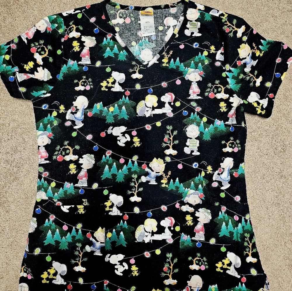 Womens Peanuts Holiday Scrub Top